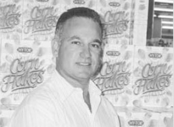 Manuel Marín en una vieja foto de una publicación del sector supermercadista. (todaysgrocer.com)
