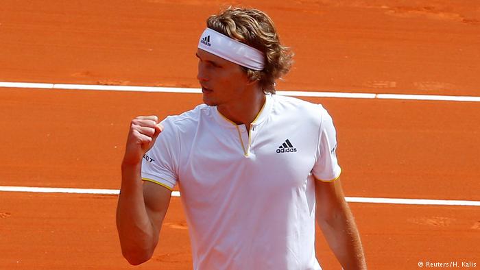 Davis Cup - Quarter Final - Spain vs Germany (Reuters/H. Kalis)