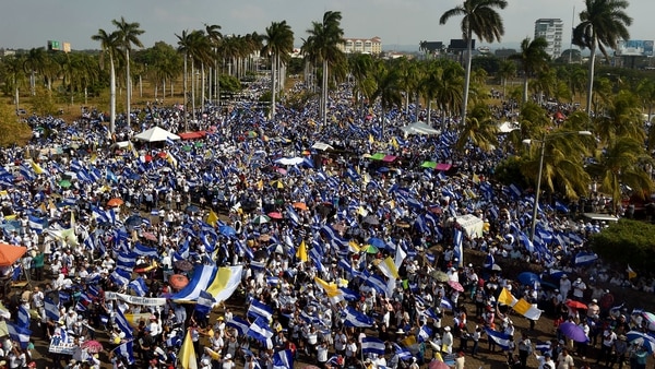 Las masivas protestas contra el régimen de Ortega cumplen 19 días (AFP)