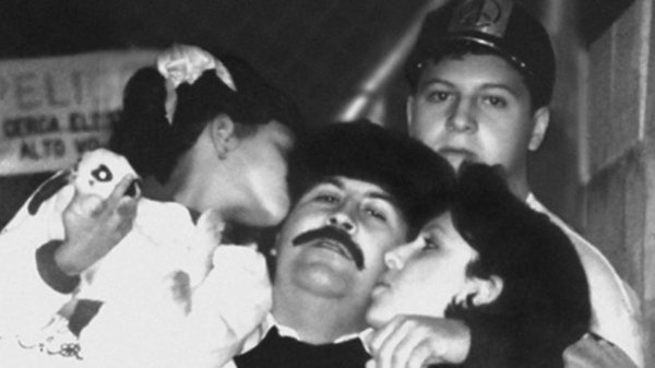 Escobar en familia, poco antes del final