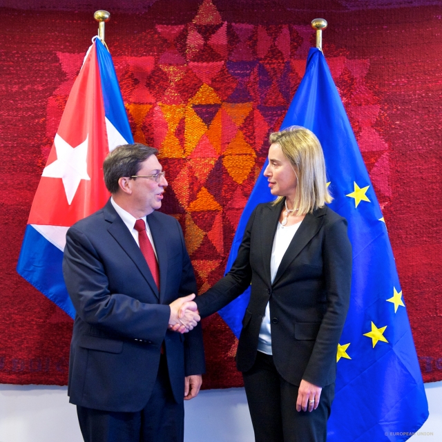 From left to right: Mr Bruno RODRIGUES PARRILLA, Cuban Minister of Foreign Affairs; Ms. Federica MOGHERINI, Italian Minister for Foreign Affairs.