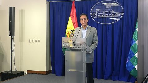 El ministro de Economía, Mario Guillén