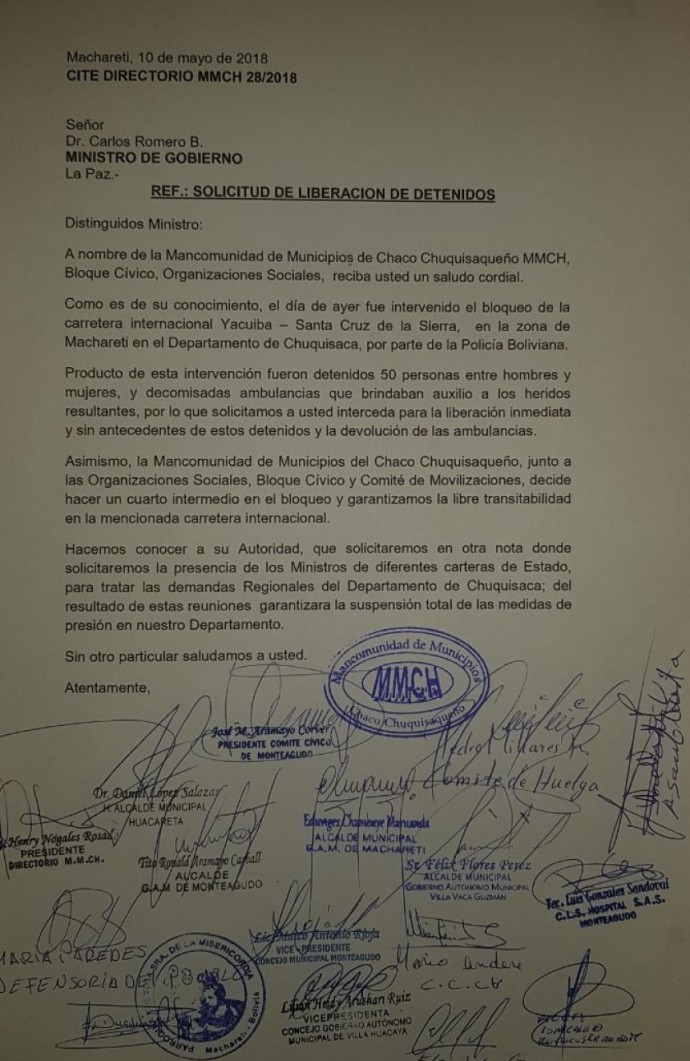 La carta de solicitud de liberación de los detenidos. Foto: Gentileza