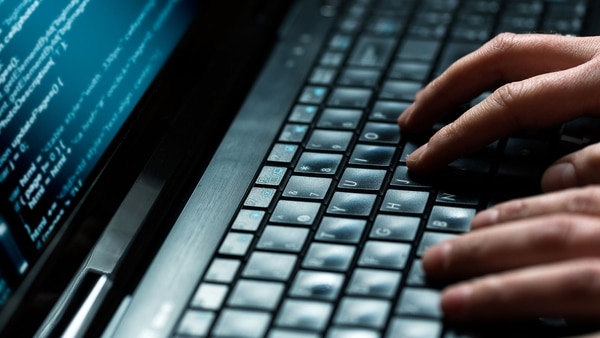 Los hackers dieron de alta cuentas falsas. (iStock)