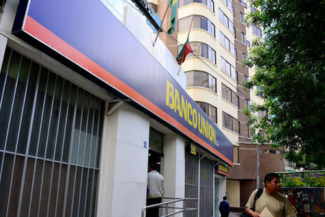 Una de las sucursales del Banco Unión. Foto: archivo La Razón 