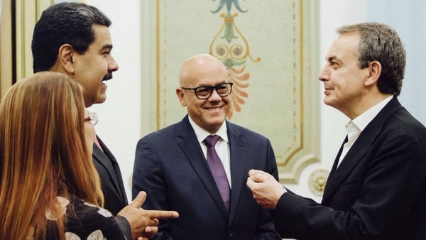 La oposición acusa a Zapatero de ser un aliado de Maduro (@NicolasMaduro)