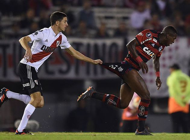 River Plate empatÃ³ ante Flamengo y clasificÃ³ primero