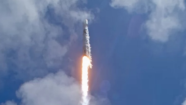 El cohete de Space X llevaba siete satélites a bordo (NASA)