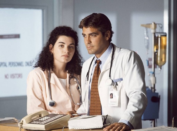 George Clooney en una escena del drama “ER” que fue todo un éxito