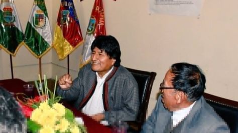 El presidente Evo Morales y monseñor Toribio Ticona. Foto: Cancillería