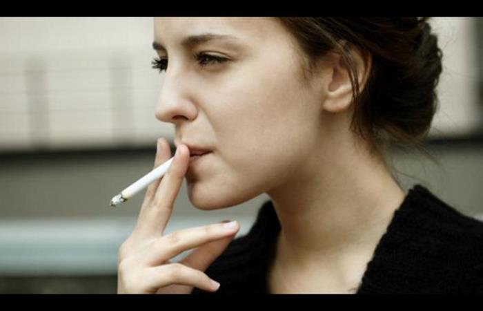 Cigarro: mÃ©dicos confirman que fumar daÃ±a los mÃºsculos de las piernas. Â¡No podrÃ¡s caminar!