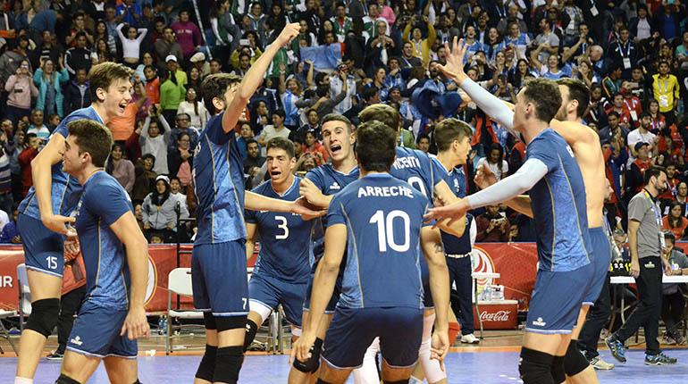 Festejo de los jugadores de Argentina, tras el título ante Chile, ayer. | José Rocha
