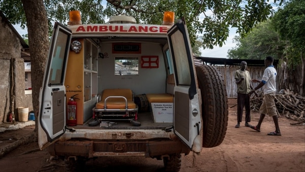 Una ambulancia en Sudán del Sur. Foto de Alessandro Rota/Getty