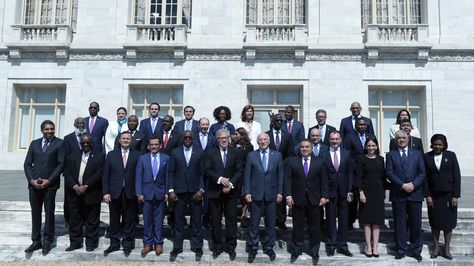 Cancilleres y embajadores de países miembros de la OEA tras la sesión plenaria de la 70ª Asamblea General en Washington (EE.UU.). 