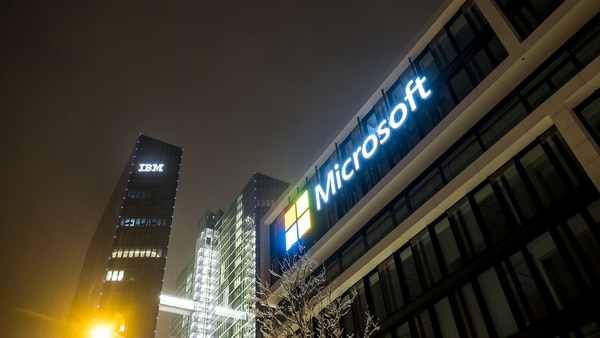 Microsoft busca reforzar su negocio de computación en la nube y expandir su influencia entre los desarrolladores de software