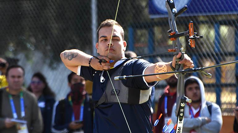Daniel Pineda, de Colombia, en plena competencia, ayer. | Rubén Rodríguez