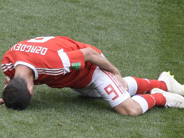 alan Dzagoev el primer lesionado del mundial rusia 2018 alan Dzagoev el primer lesionado del mundial rusia 2018