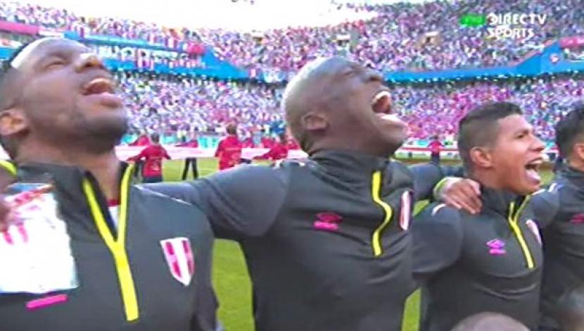 Perú vs. Dinamarca: himno se entonó tras 36 años en el Mundial Rusia 2018. (Autor: FIFA / Fuente: DirecTV) Perú vs. Dinamarca: himno se entonó tras 36 años en el Mundial Rusia 2018. (Autor: FIFA / Fuente: DirecTV)