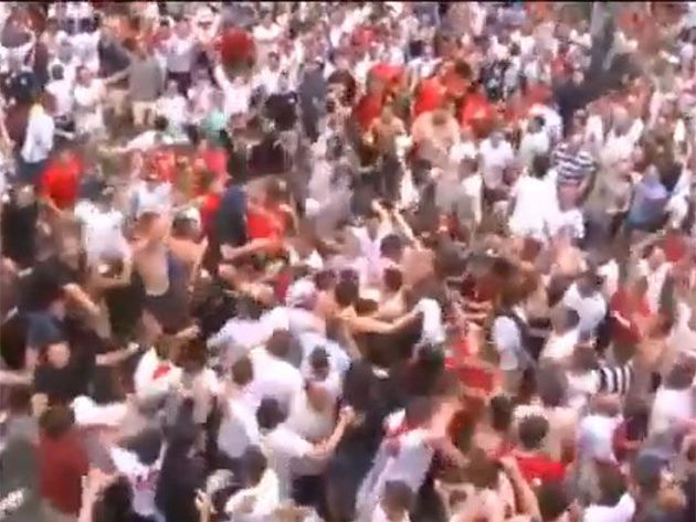 Harrys on fire el himno que entonan los ingleses dedicado a Kane Harrys on fire el himno que entonan los ingleses dedicado a Kane