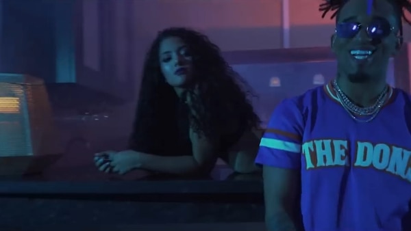 Escena del videoclip “Quiero Hablarte”, de Darell y Bryant Myers