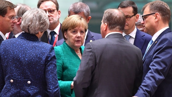 Los principales líderes europeos durante la cumbre cuyos resultados fueron bloqueados por Italia