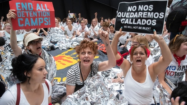Susan Sarandon en una protesta en Washington contra la política migratoria de Donald Trump (AP)