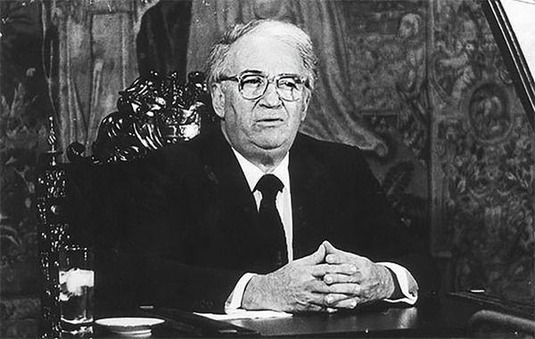 Belisario Betancure, expresiente de Colombia (1982-1986).