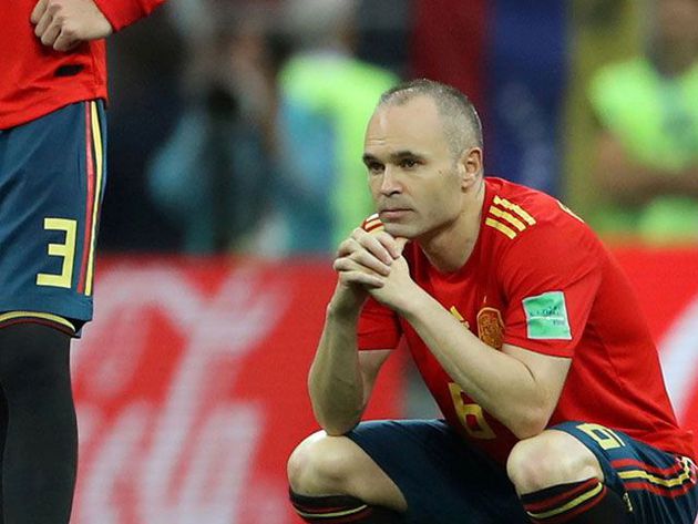 En España hablan de la caída de una selección horizontal y conservadora En España hablan de la caída de una selección horizontal y conservadora