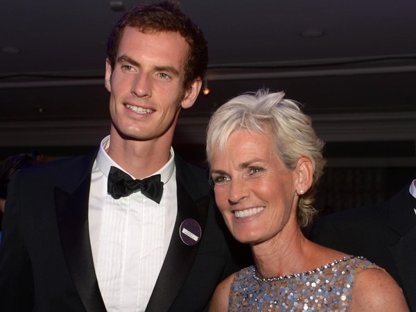 Andy Murray junto a su madre Judy