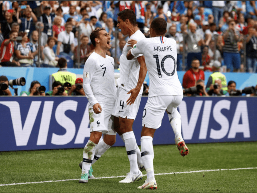Uruguay se despide de la Copa del Mundo y deja a Francia en la semifinal