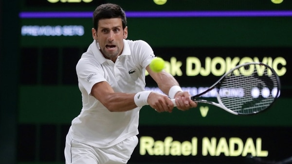 Novak Djokovic tiene la ventaja en el partido ante Rafa Nadal (Reuters)