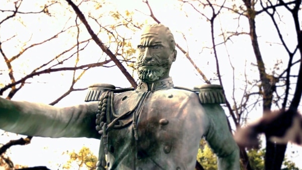 El monumento a Ignacio Warnes en la plaza central de Santa Cruz de la Sierra