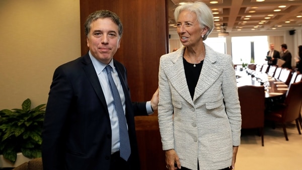 El ministro de Hacienda y Finanzas de Argentina, Nicolás Dujovne, y la Directora del FMI Christine Lagarde