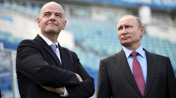 Gianni Infantino y Vladimir Putin Fisht Stadium antes del inicio del Mundial de Rusia (Reuters)