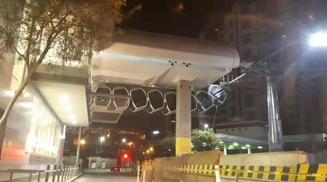 Las cabinas de la Línea Blanca chocan entre sí. Foto: Facebook de Amilcar Barral.