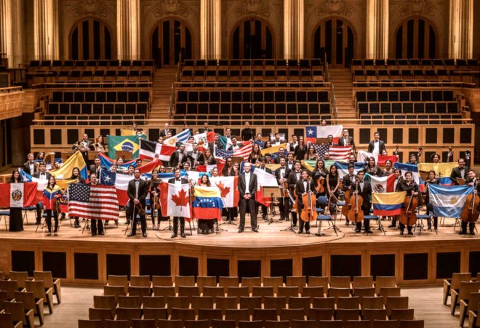 "ORCHESTRA OF THE AMERICAS" O LA ORQUESTA DE LAS AMÉRICAS.