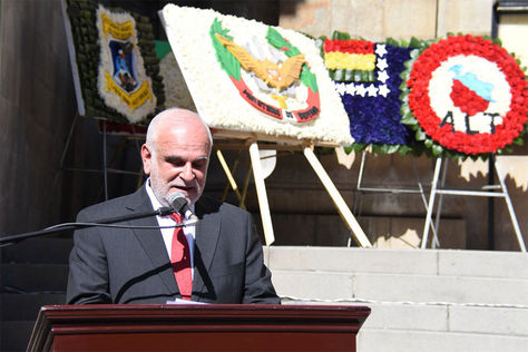 Félix Denegri, embajador de Perú en Bolivia.