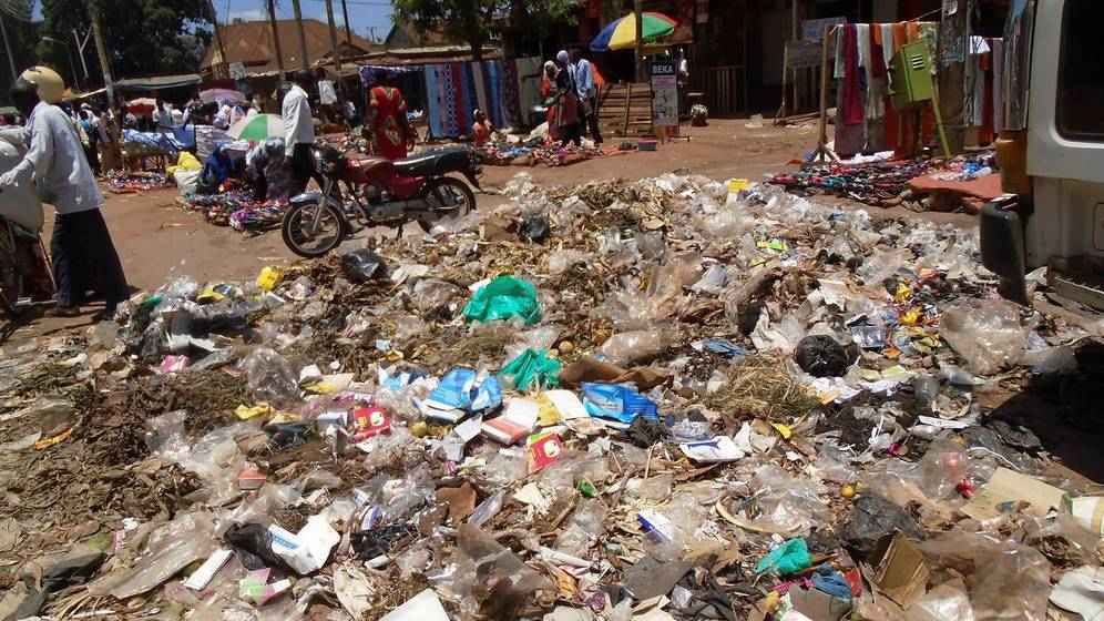 Foto: Un vertedero en Kampala. (Efe/Hope Mafaranga)