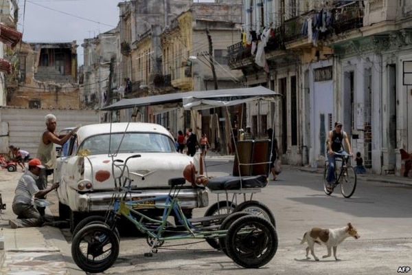 El tsunami turístico a Cuba que provocó el deshilo ya se extinguió, según estudio (Foto: Martí Noticias)