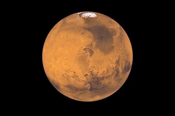 Esta noche, Marte estará en su punto más cercano a la Tierra desde 2003