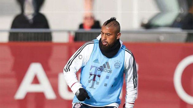 Arturo Vidal abandonó la concentración del Bayern de forma prematura