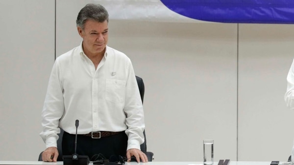 Juan Manuel Santos, el día en que se firmó la paz con las FARC (AP)