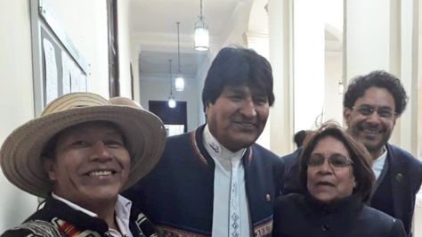 El presidente Evo Morales en Colombia, Foto tomada de la cuenta en Twitter del Presidente