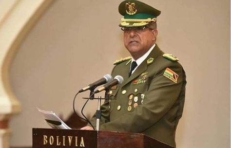 El comandante General de la Policía, general Faustino Mendoza, en rueda de prensa. Foto: ABI