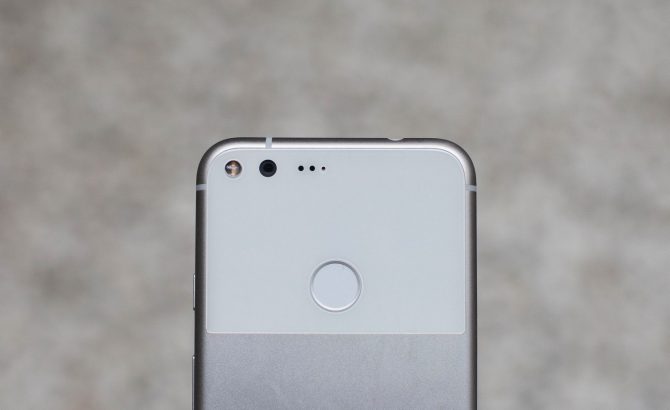 El Pixel XL con Android Pie recuperará la carga rápida, Google promete solución