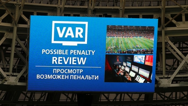 El VAR estuvo presente en el Mundial de Rusia (Reuters)