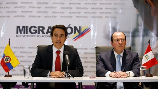 Christian Krüger, director de Migración colombiana, después de una reunión con su par peruano sobre la crisis migratoria venezolana (Reuters)