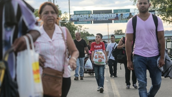 Los venezolanos escapan hacia otros países de la región (Mario Tama/Getty Images)