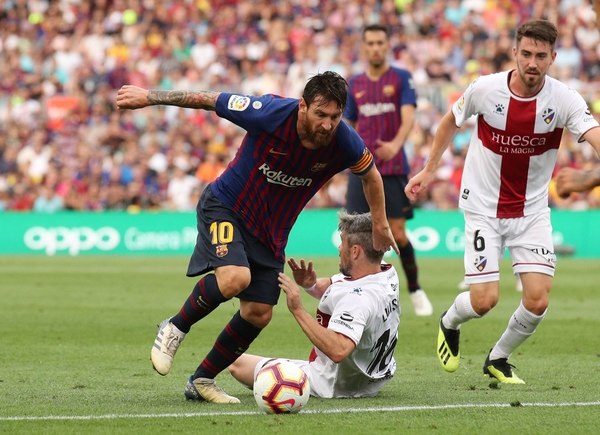 Messi lo volvió a hacer ante el Huesca