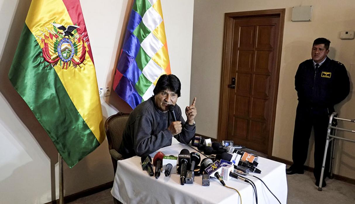 Resultado de imagen para presidente Evo Morales en conferencia de prensa